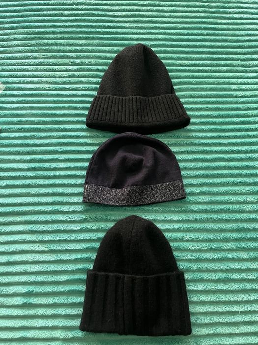 Продам шапки Armani