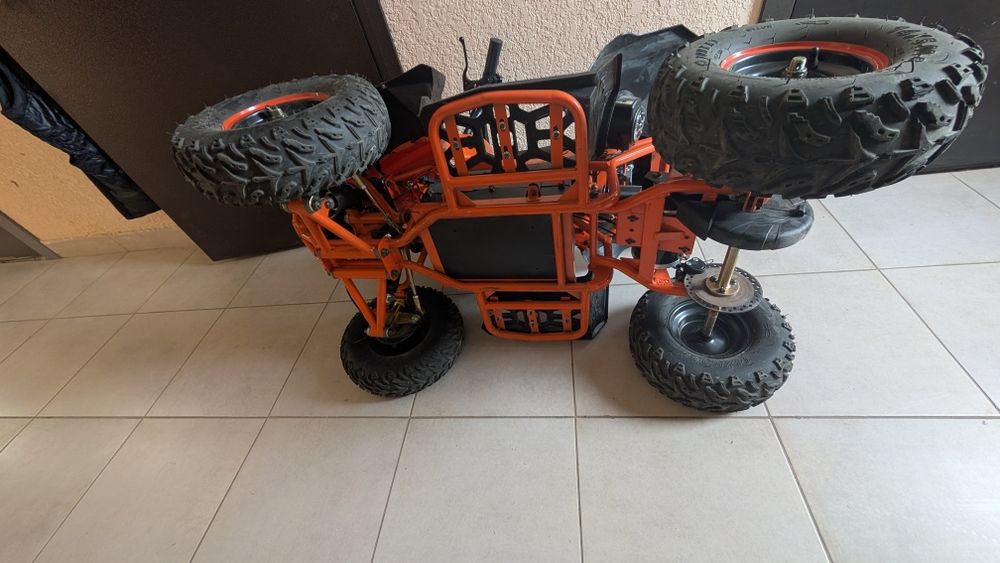 Дитячий електричний квадроцикл