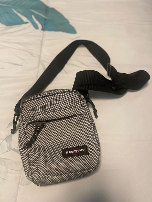 Bolsas Eastpack nova