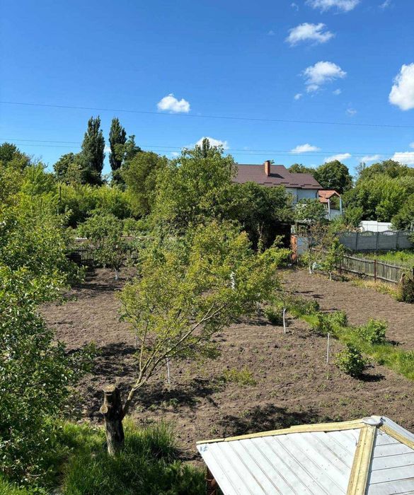 Продаж дачі на Лезнево.Куточок Вашого затишку від міської метушні.