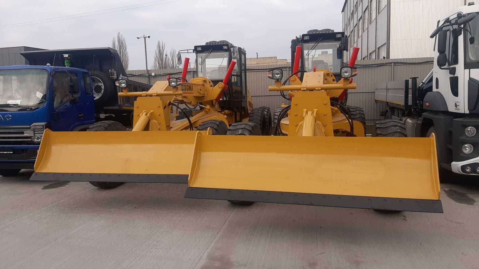 Нові автогрейдери XGMA, XG3180С на складі в Броварах