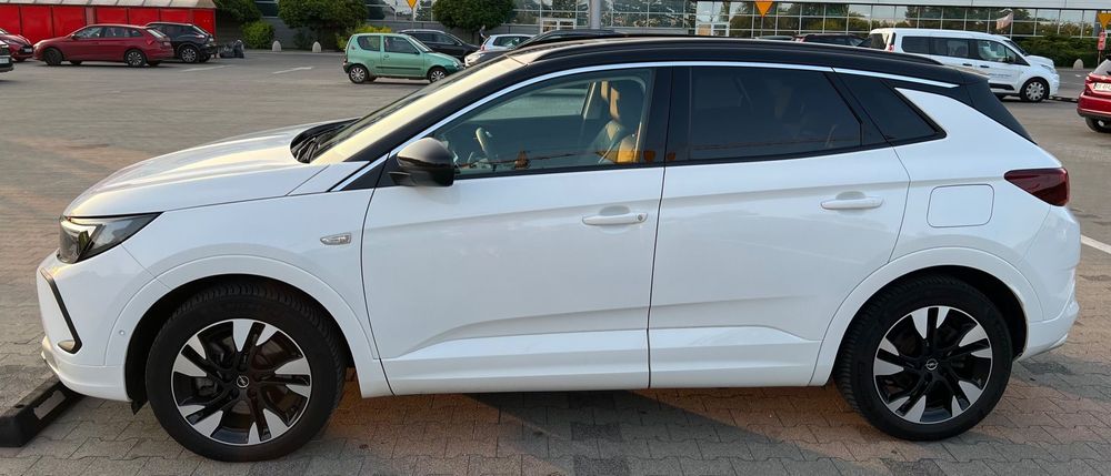 Opel Grandland NAJSZYBSZY OPEL W HISTORII !!! 5,9 s do 100 km/h. Pierwszy właściciel.