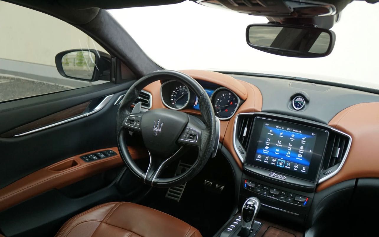 Maserati Ghibli na sprzedaz