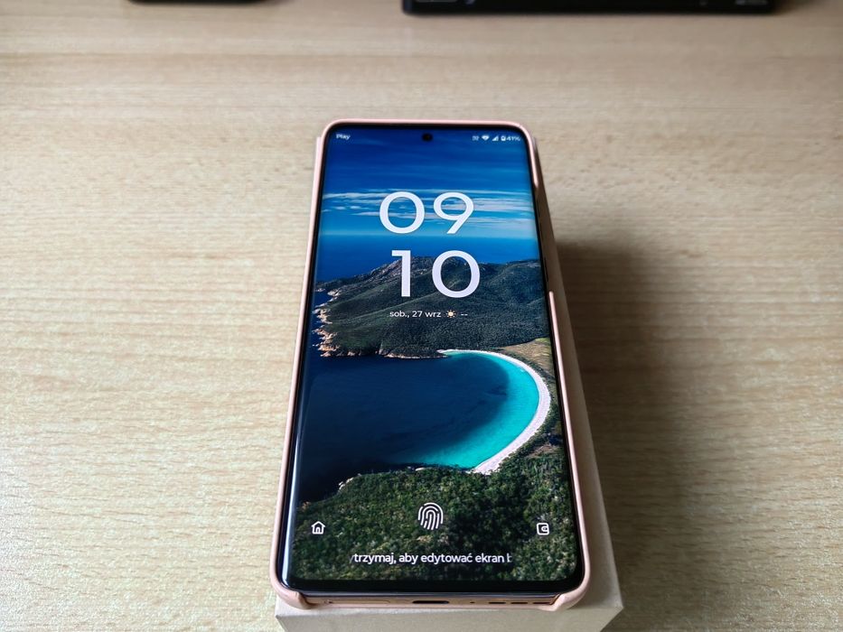 Motorola EDGE 40 neo 12/256gb gwarancja jak nowy Pantone Peach Fuzz