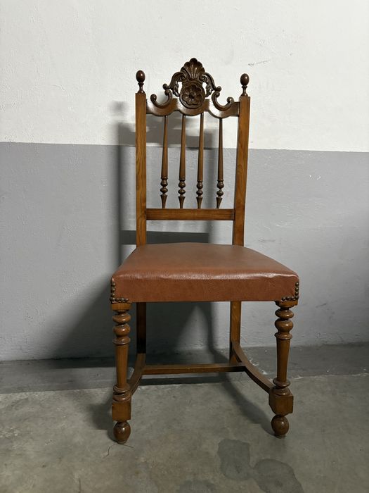 Cadeira madeira e pele vintage