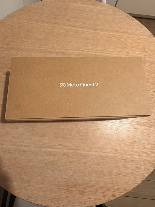 Meta oculus  quest 2