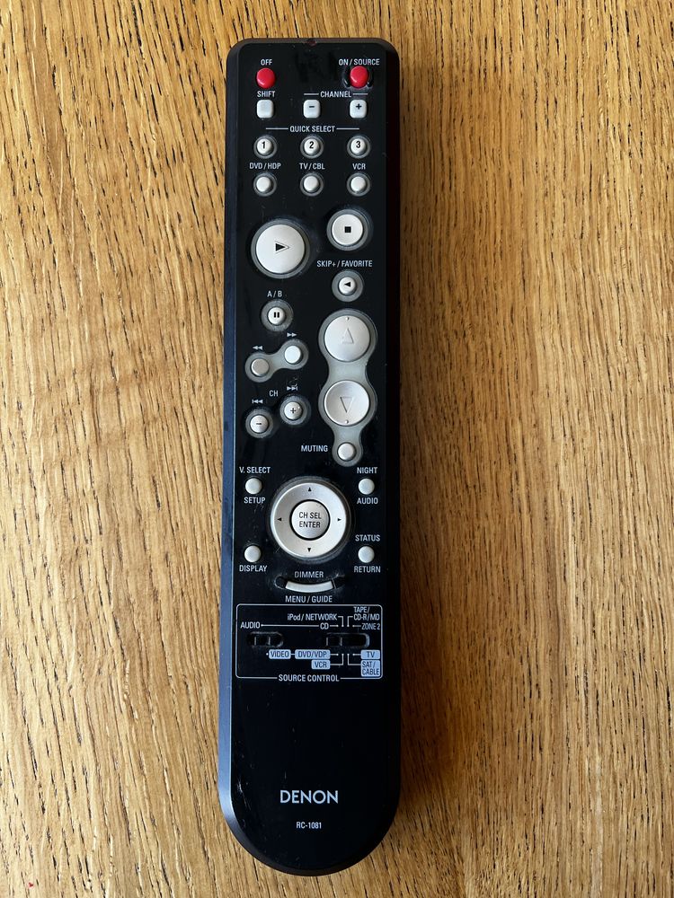 Denon Amplituner AVR-2308 +  pilot