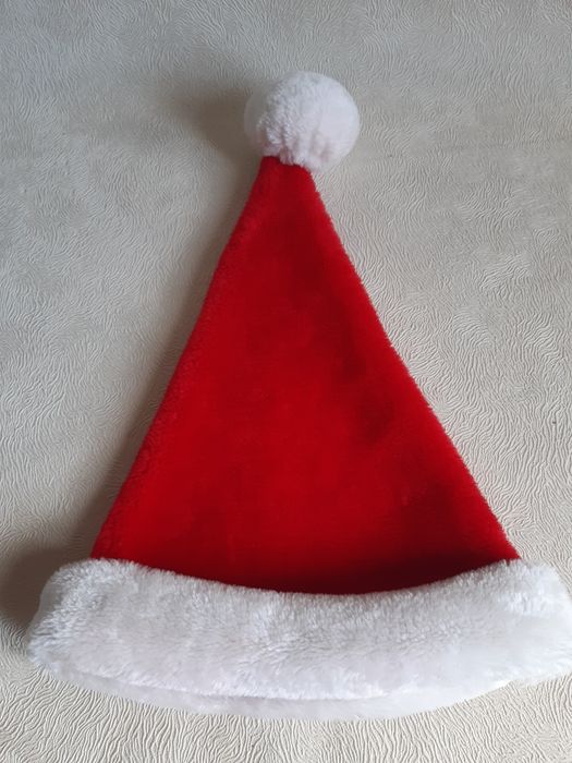 Шапка  новорічна  доросла
