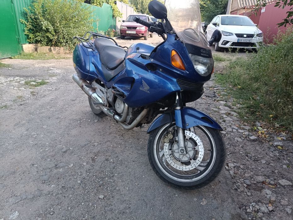 Продам  легенду доріг  мотоцикл  Honda NT 650v deauville
