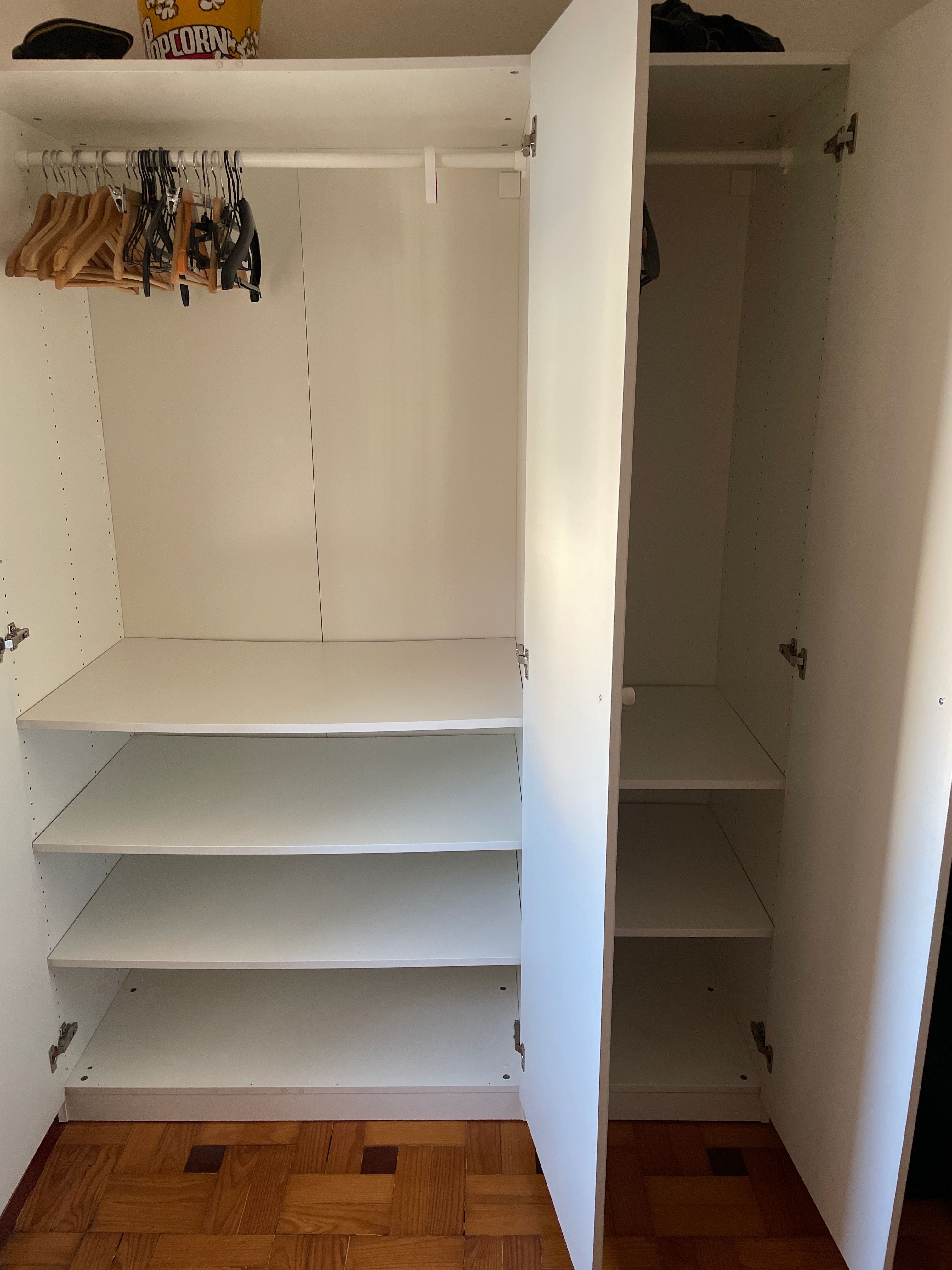 Roupeiro IKEA 3 portas