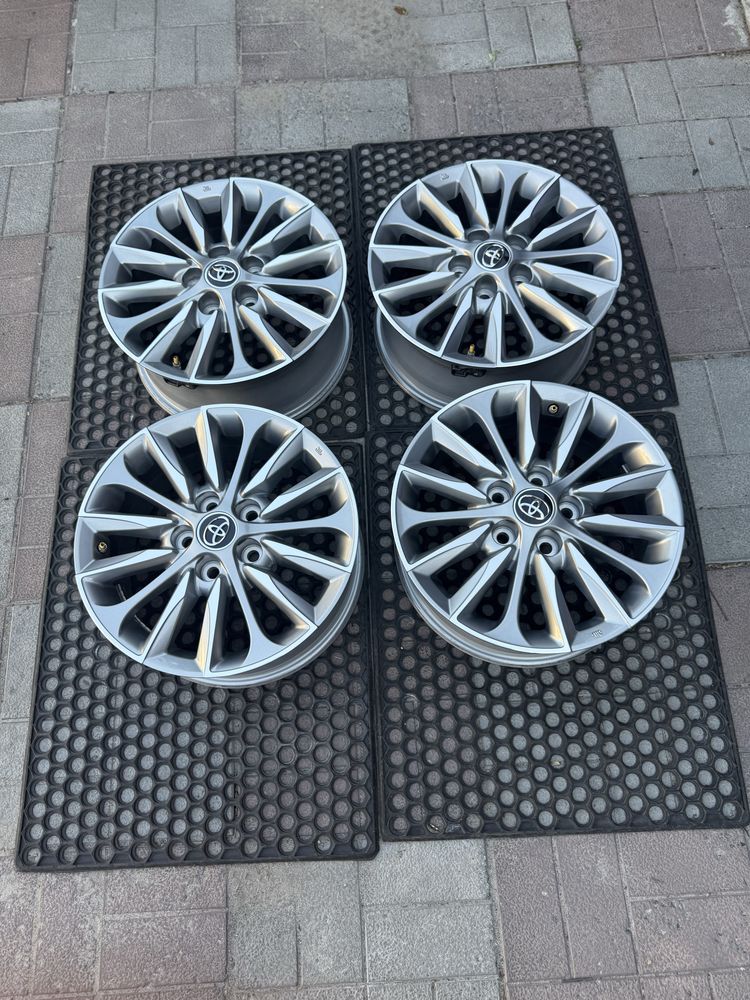 Оригінальні диски Toyota Camry chr corolla avalon нові  5 114,3 r16