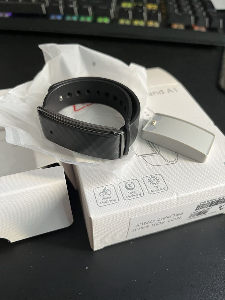 Huawei color band a1 opaska treningowa bez wyswietlacza