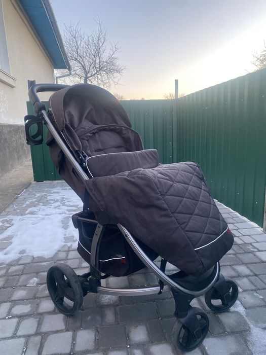 Прогулянкова каляска Carrello Vista