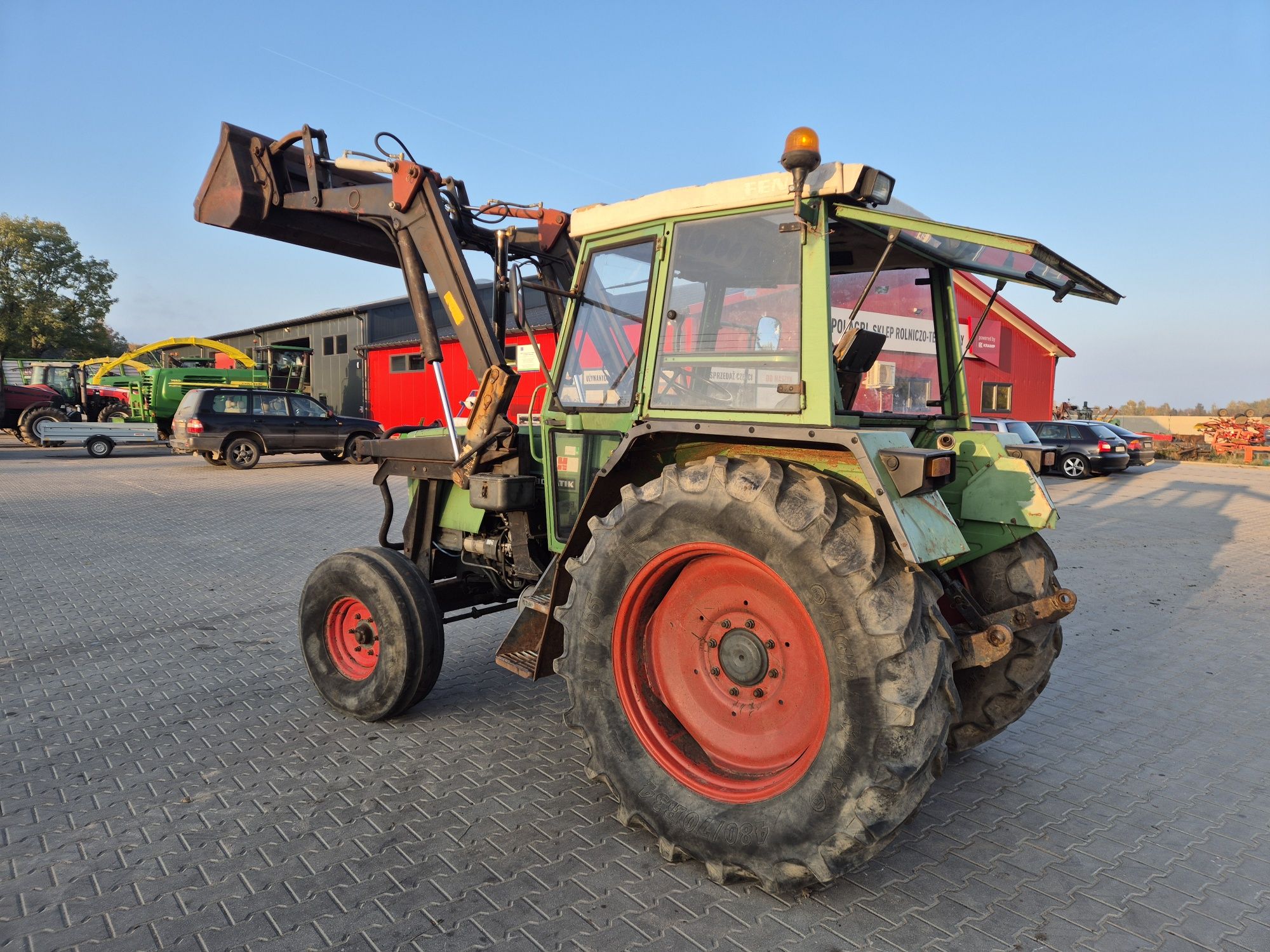 Fendt Farmer 304 LS , tur, 306 , ładowacz czołowy. MX , 305 , 308