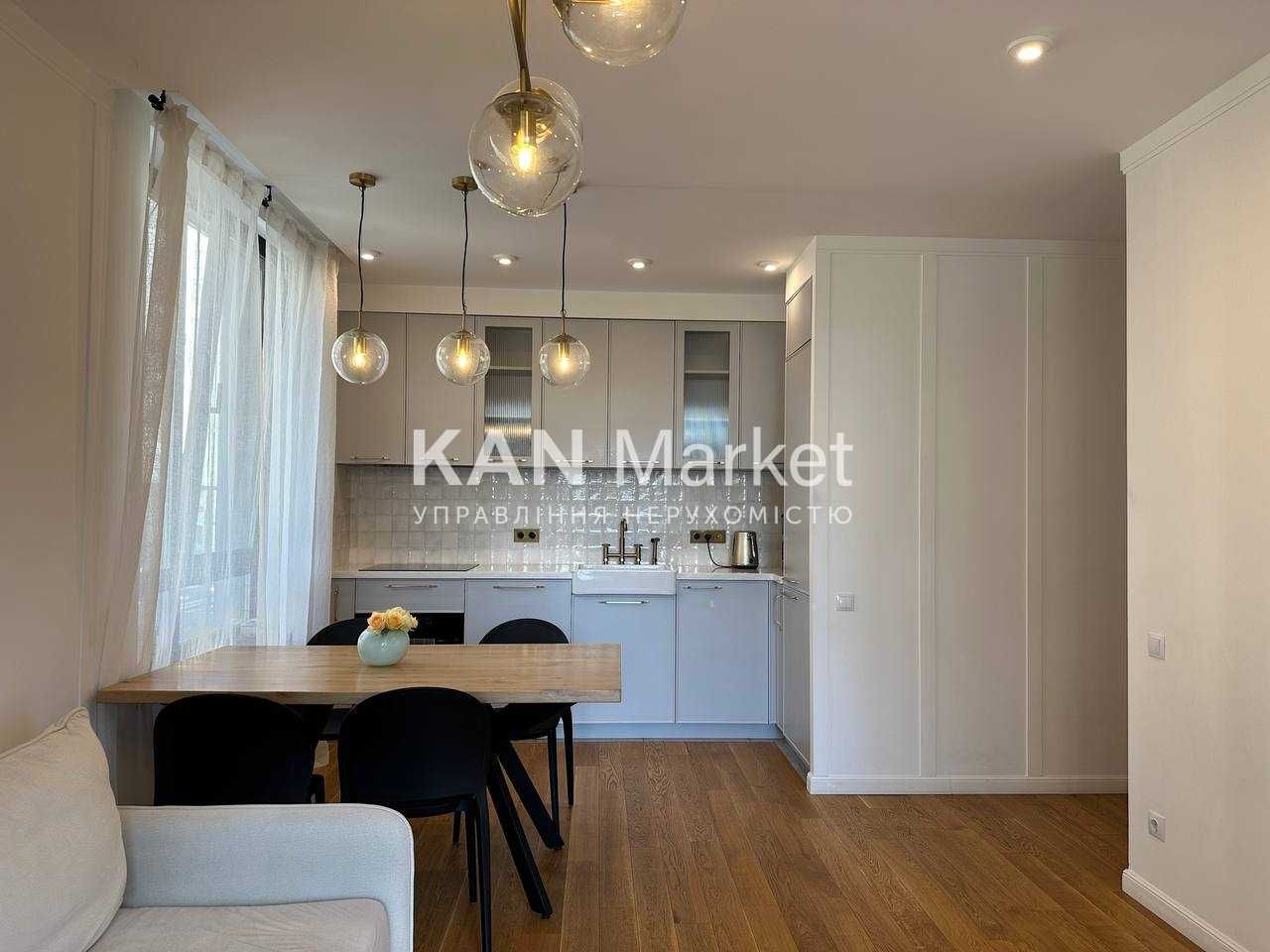 Продаж 3к квартири 84 м2 з ремонтом у Файна Таун
