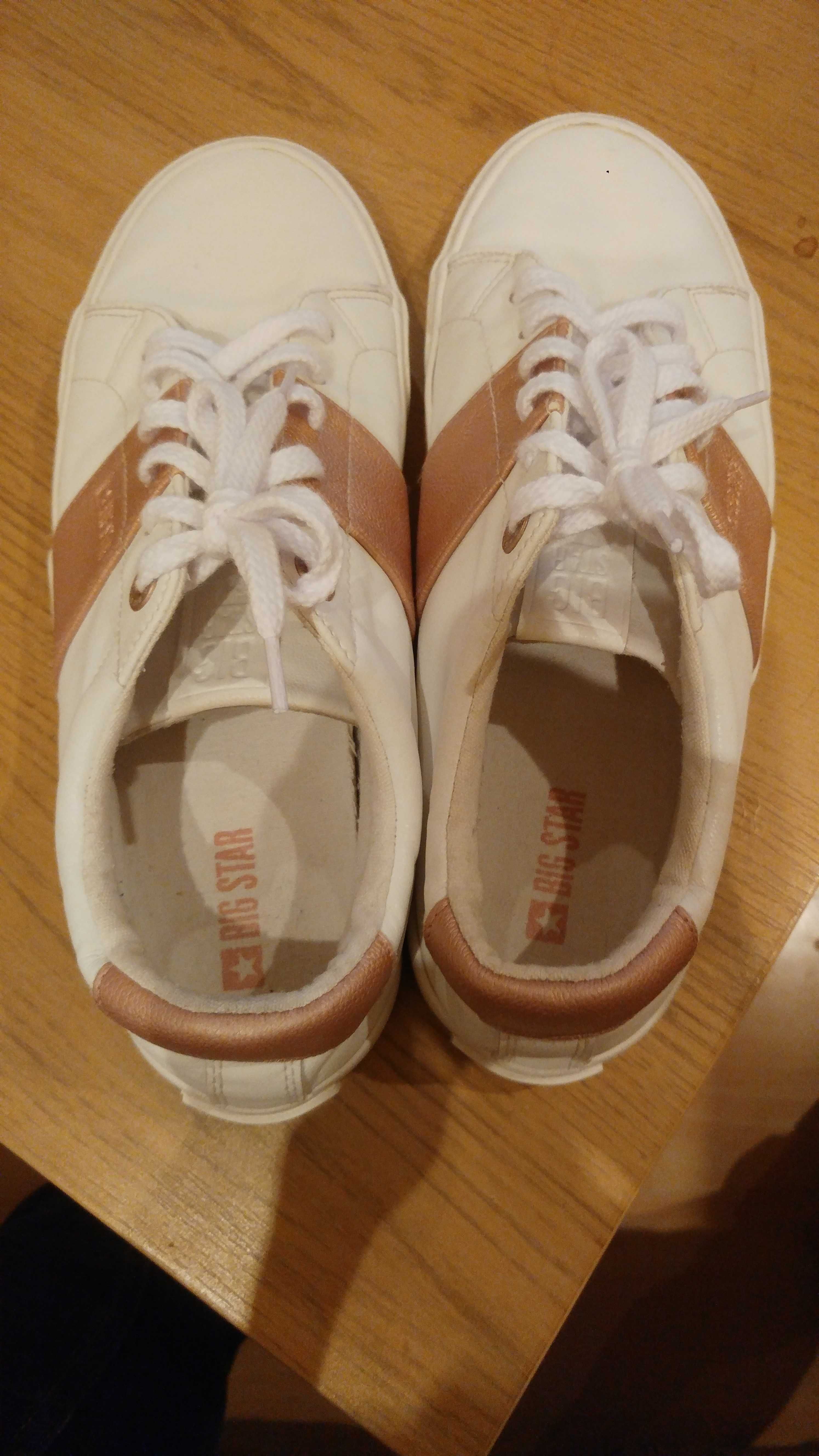 Sneakersy białe Big star