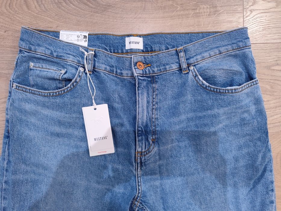 Spodnie jeansy MUSTANG Brooks Relaxed Slim dżinsy wysoki stan 34/32