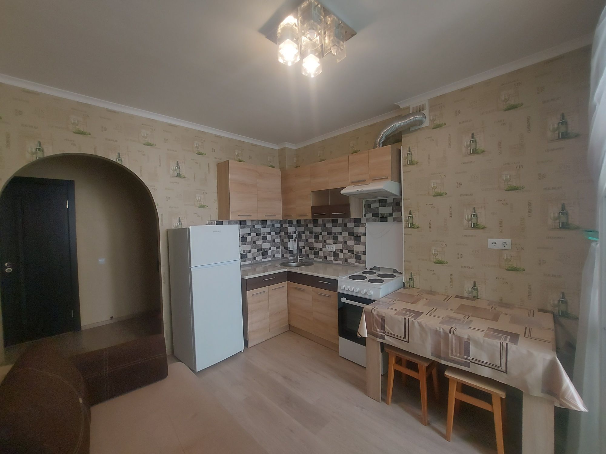 Сдам 1ком ЖК Вернисаж/ Костанди 203 - Королева