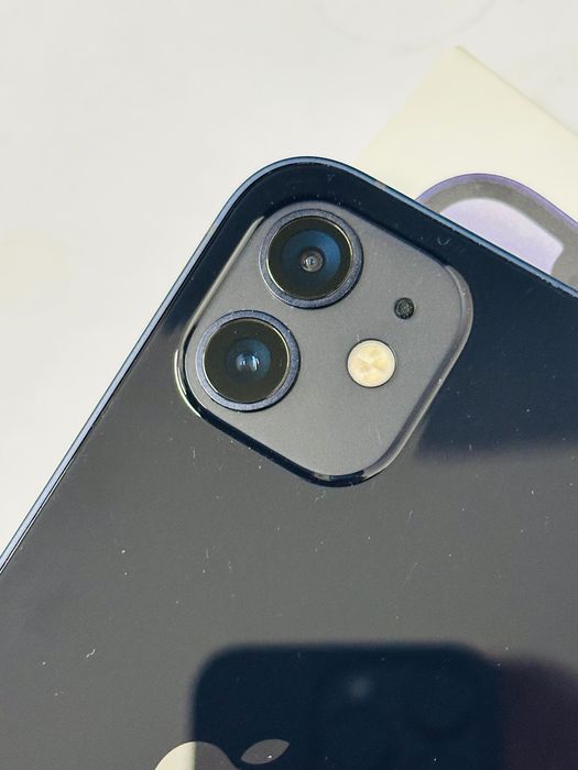 Apple IPhone 12 Black 64Gb kondycja baterii 89%