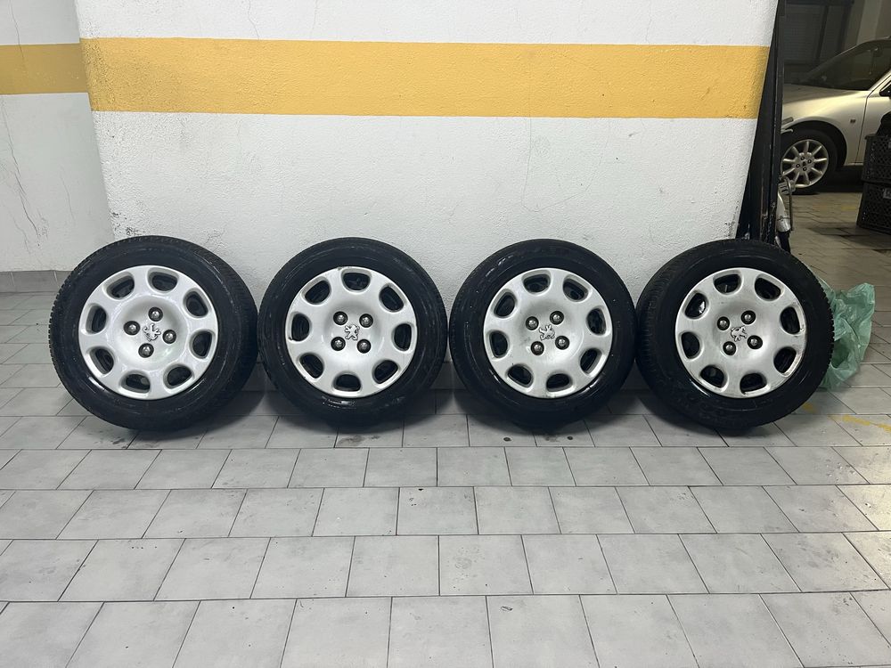 Conjunto 4 jantes/pneus