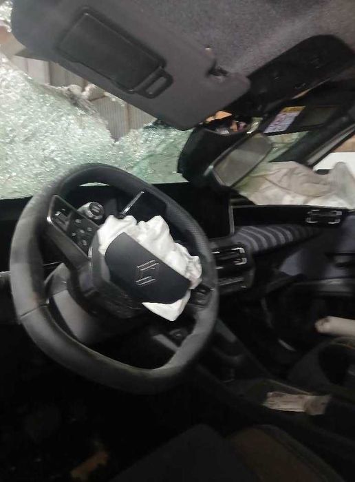 Renault 5 eléctrico para peças (apenas 1500km)