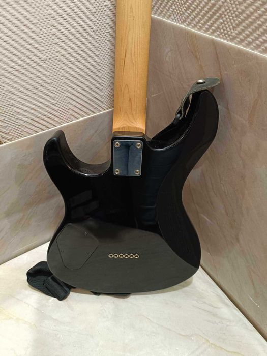Gitara elektryczna Yamaha Pacifica 120H z wzmacniaczem Blackstar Core