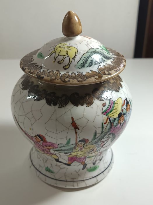 Pote (antigo) macau