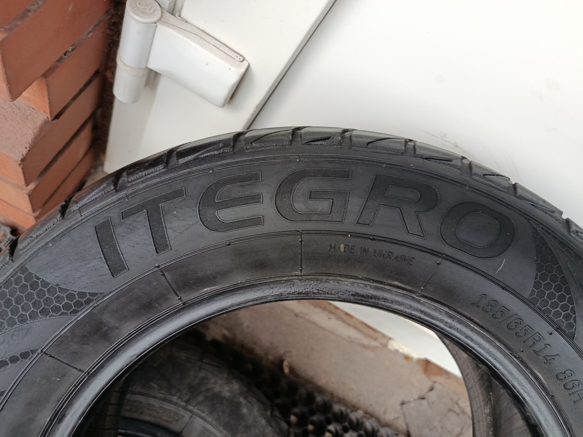 Шины 2шт R14 185/65 Rosava Itegro протектор хороший, 5+мм
