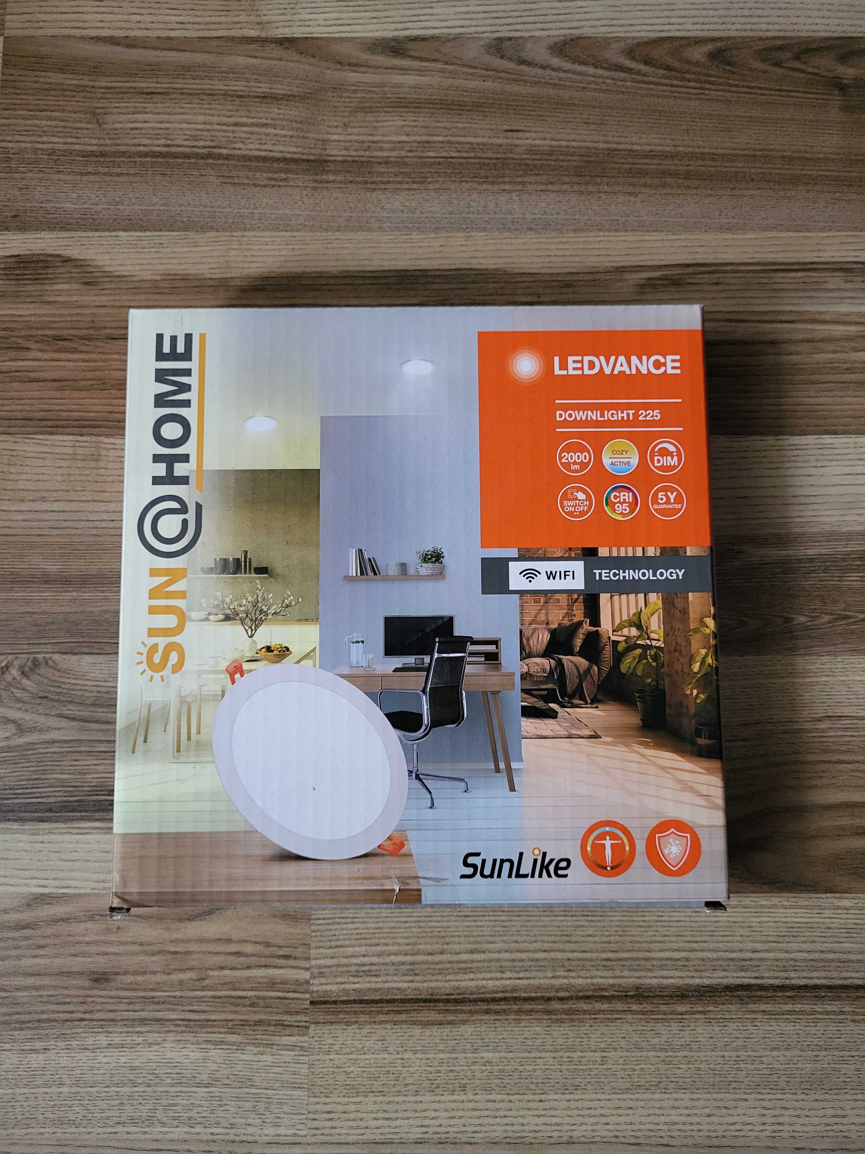 Oświetlenie wpuszczane LED Ledvance 225 SUN HOME 22W/230V