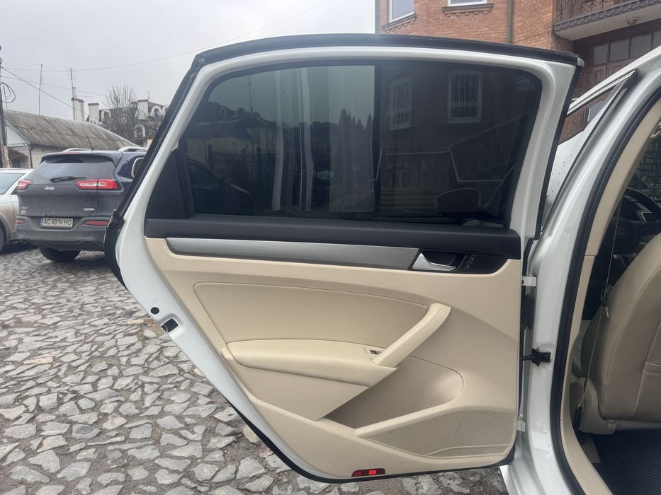 Volkswagen passat nms 2013