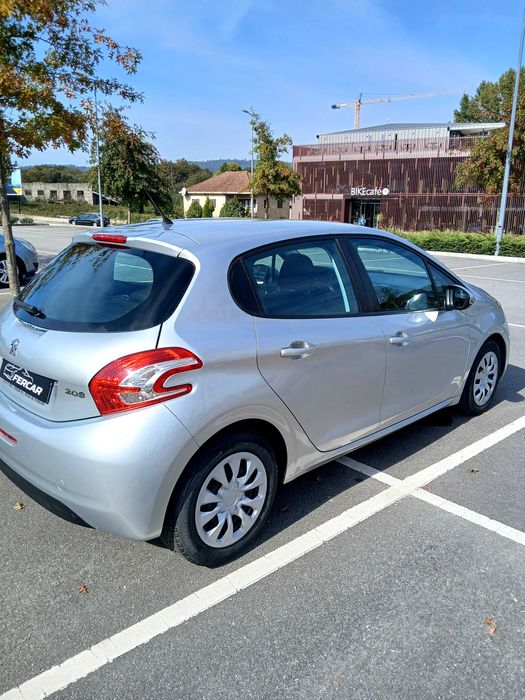 Peugeot 208 1.4 hdi