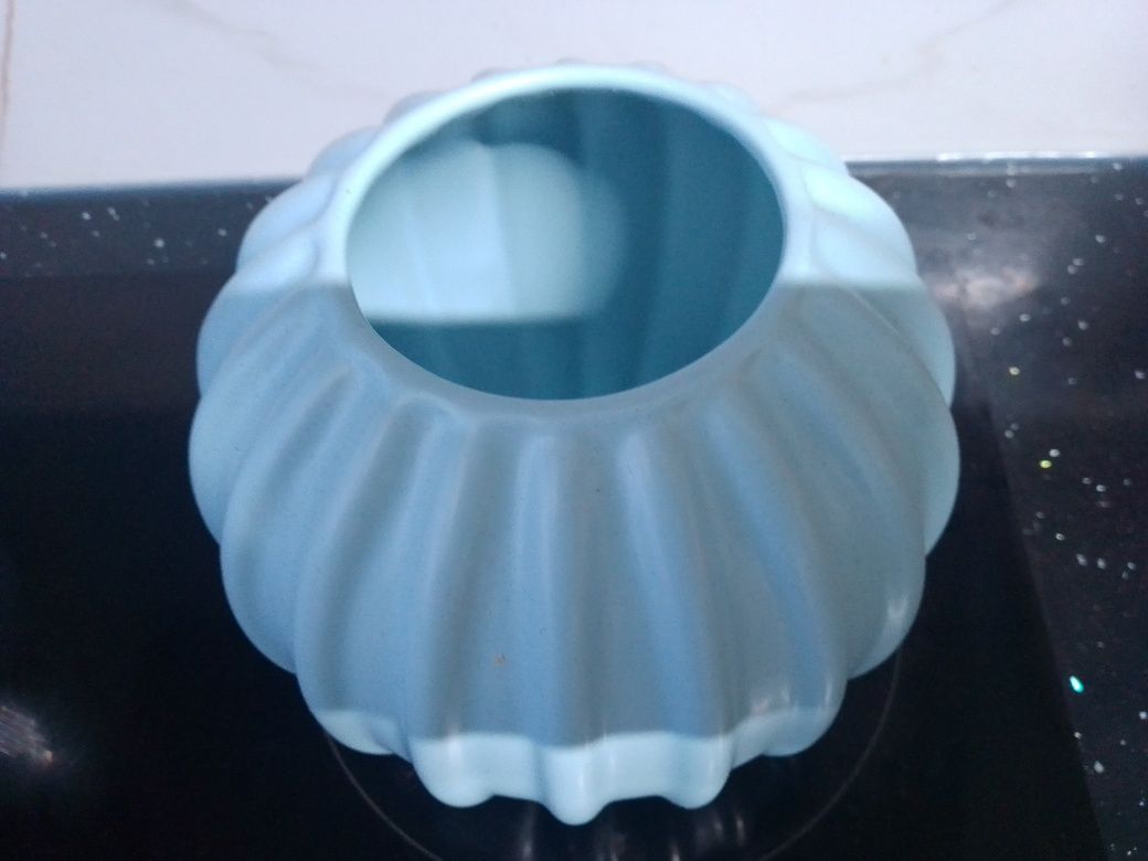 Vasos novos pequenos