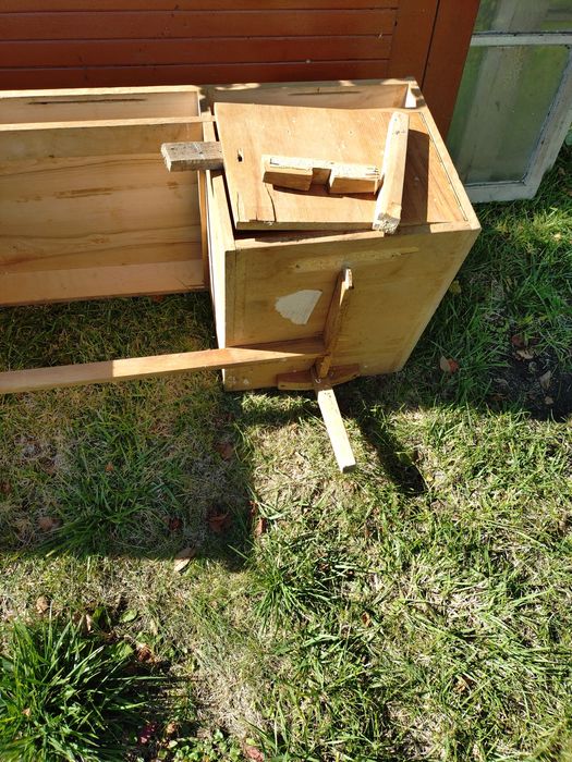 Biurko stare z czasów PRL do naprawy