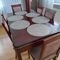 Sprzedam drewniany stół z 6 krzesłami