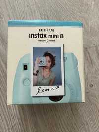 Продам фотоапарат fujifilm instax mini 8
