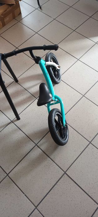 Sprzedam rowerek biegowy cariboo classic