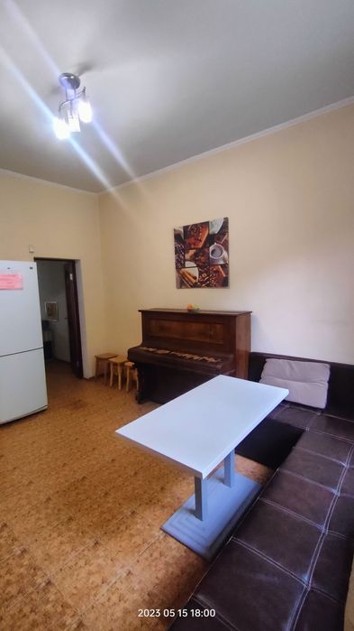 Будинок в центрі міста.Подобово,погодинно Здам на Нов рік.Договір.ціна