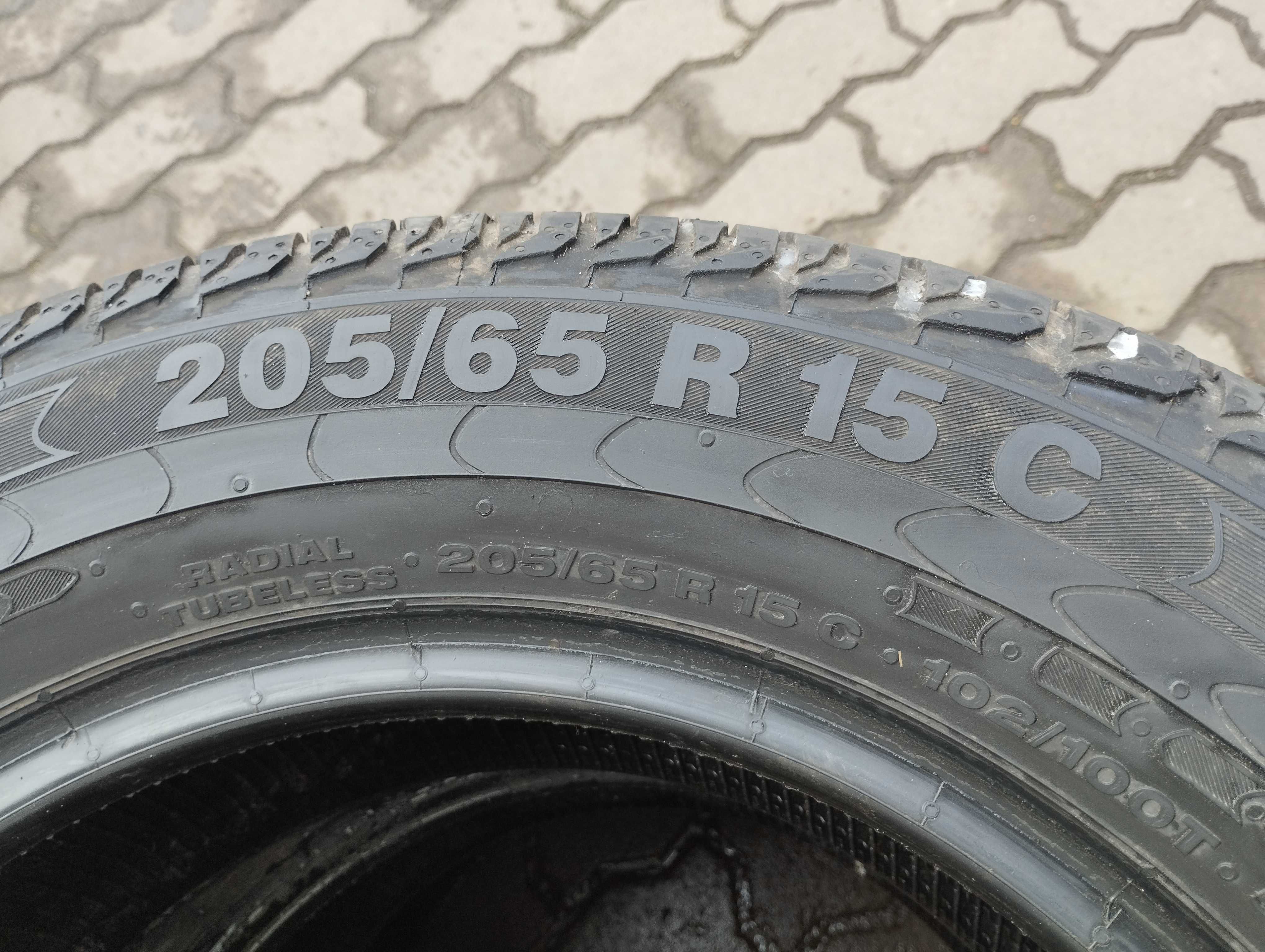 шини резина 205/65 R15C Continental 9мм