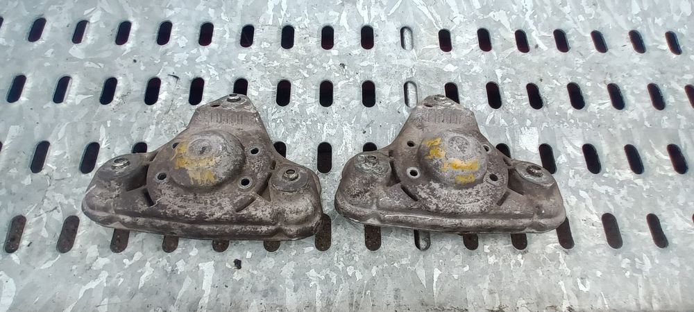 Podstawa mocowanie amortyzatora volkwagen passat B5 FL