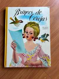 Livro Brincos de Cereja