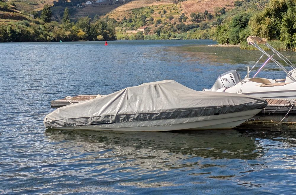 Barco Caravelle 175