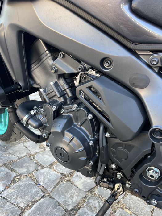 Yamaha mt 09 y-amt