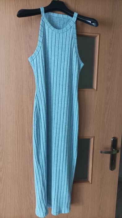 Sukienka sweterkowa długa elastyczna