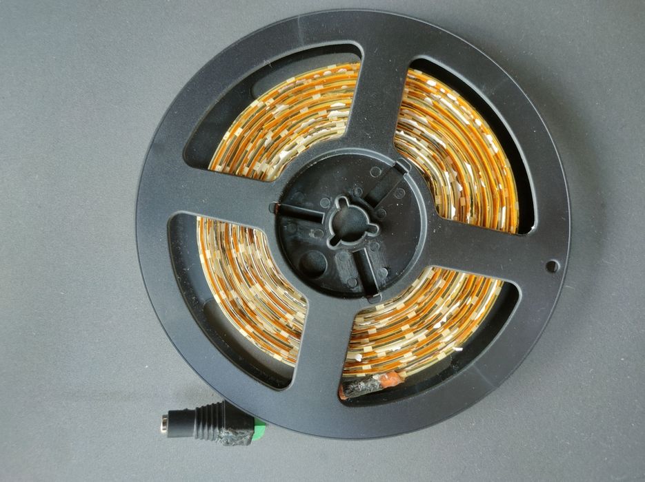 3 metrowy przewód Led,100 % sprawny,odszedł klej