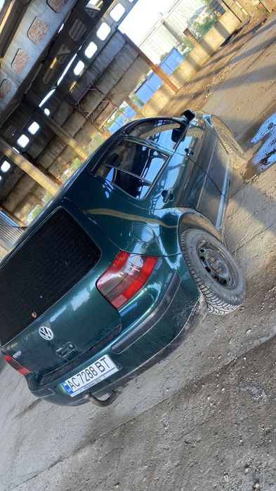 Volkswagen Golf 4.  1,4 бензин