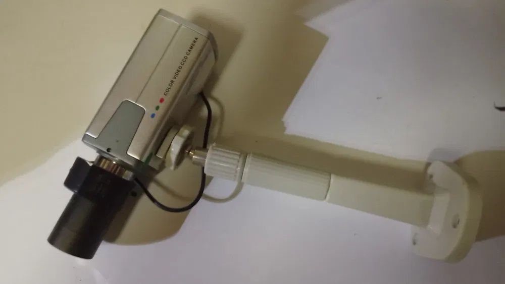 Камера видеонаблюдения для магазина/офиса