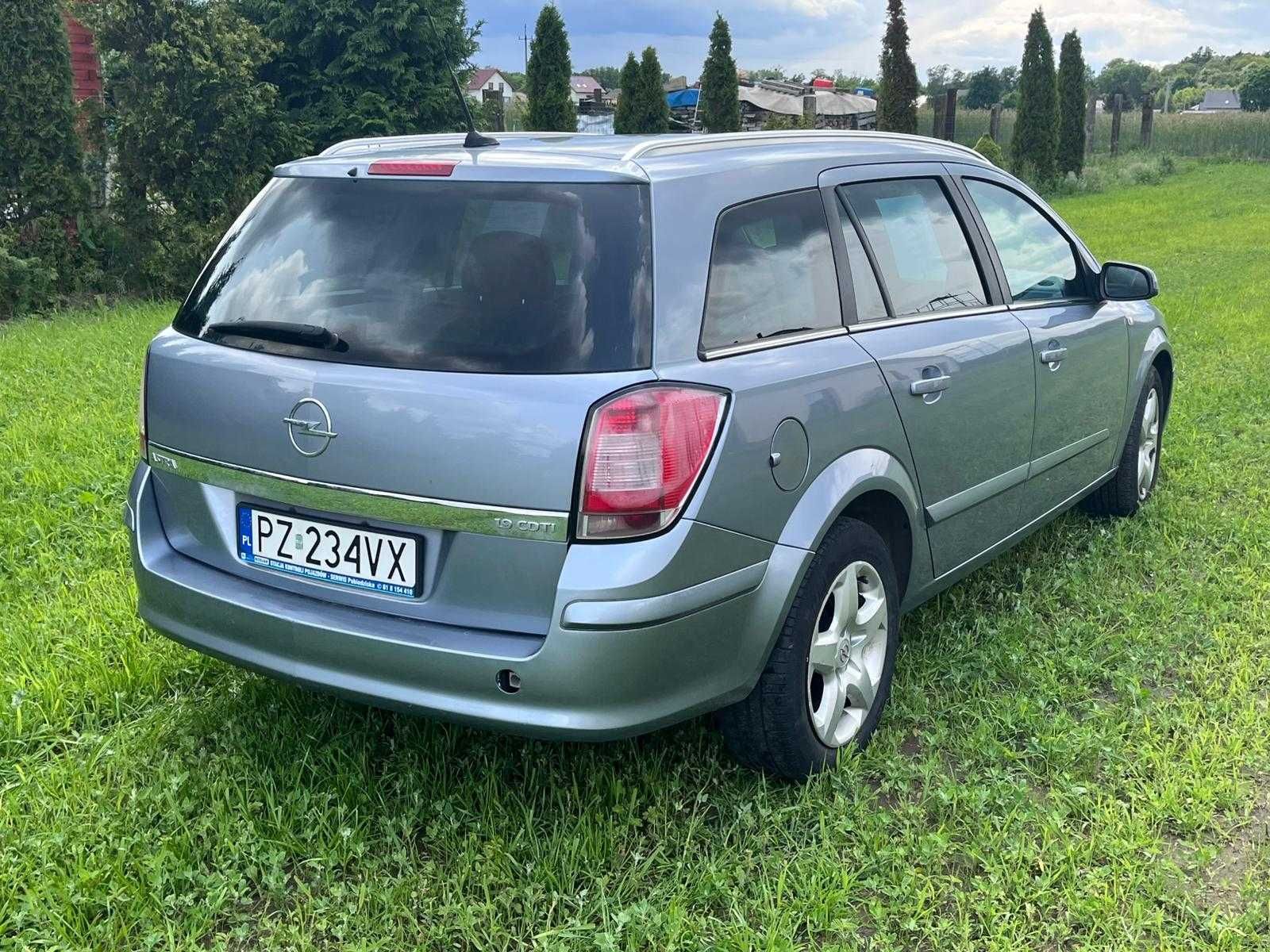 Opel Astra H 1.9CDTI 2007r