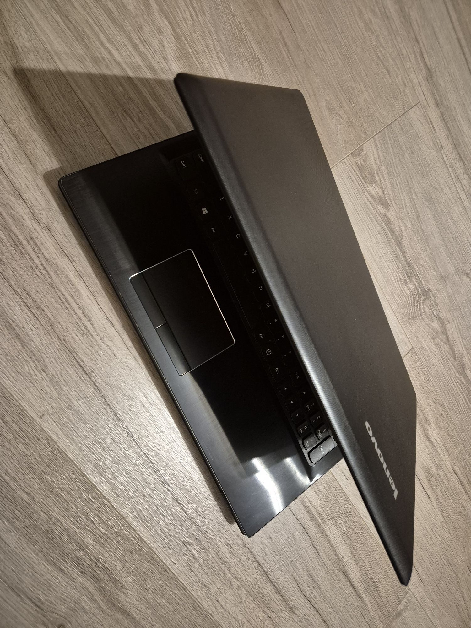 Laptop Lenovo G510 czarny i3