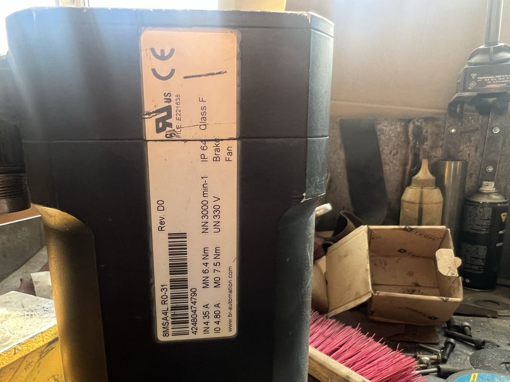 Продам Сервомотор, серводвигатель B&R 8msa4l.r0-31