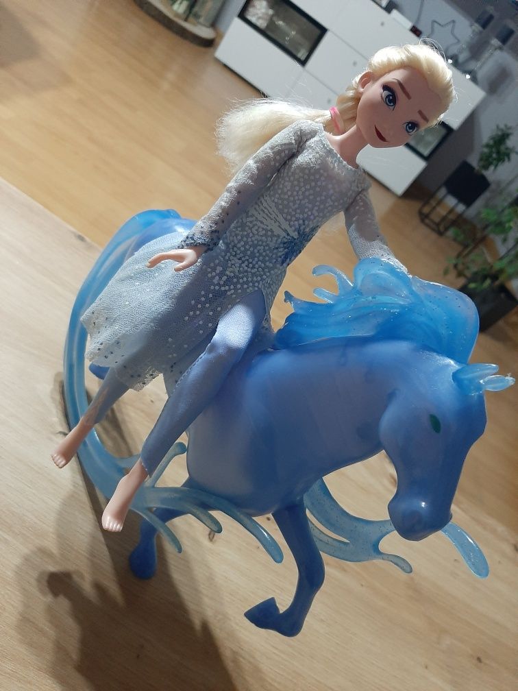 Lalka ELSA i koń FROZEN II